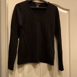 Long Sleeve, V-Neck, Black, MERINO WOOL by Sutton Studio Bloomies. “XL” SWEATER